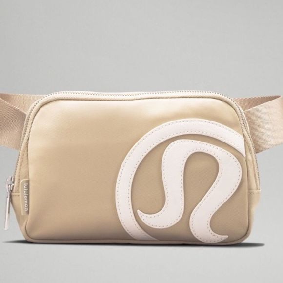 lululemon athletica Handbags - Nwt Lululemon Everywhere Belt Bag Large Ohm Logo Trench/White Opal